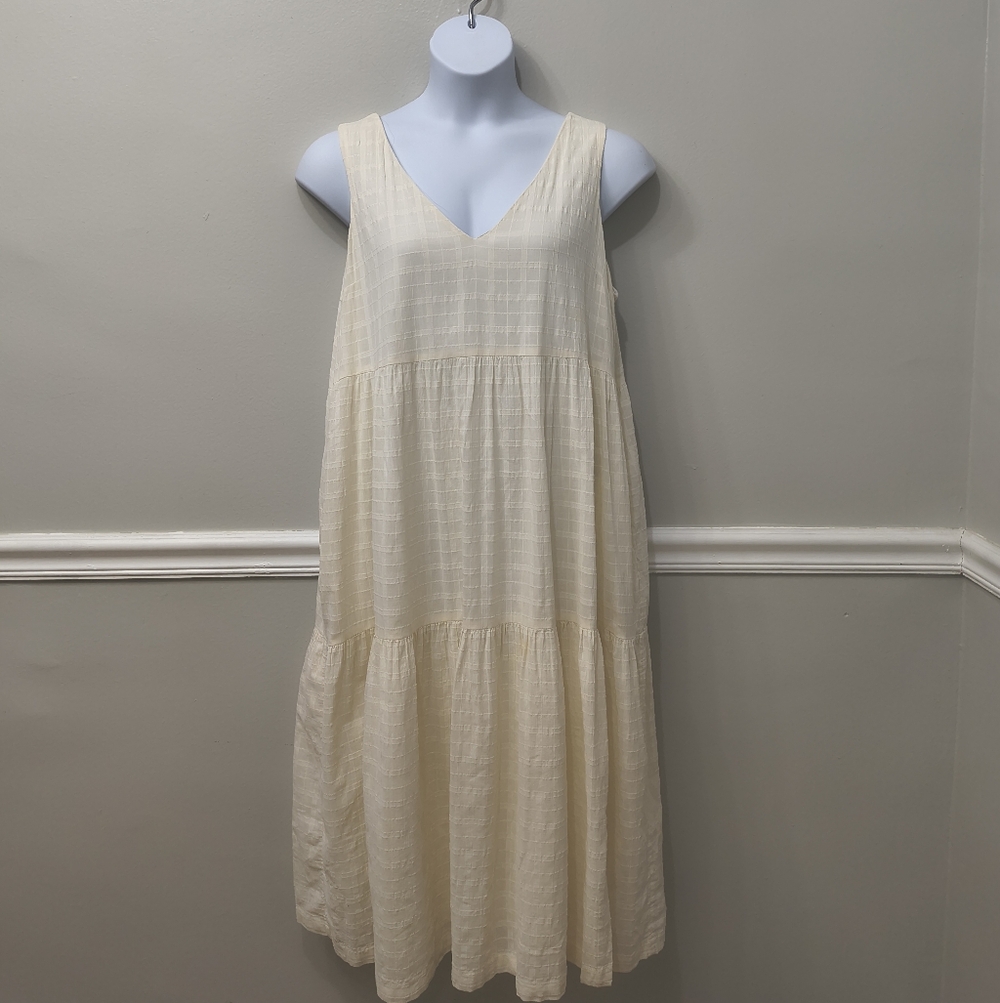 Gap Women's V-neck Tiered Sleeveless Midi Dress Ivory Frost Size XL Minimalist
